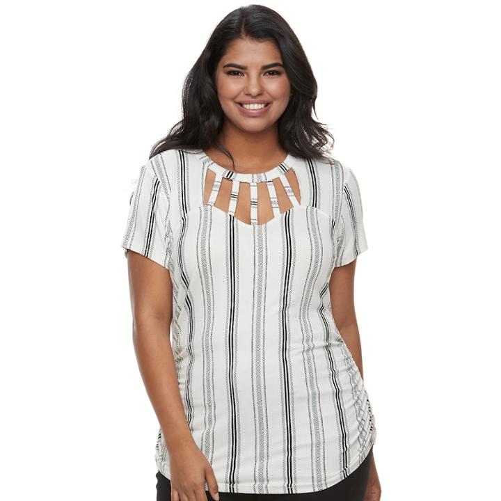 Juniors' Plus Size Candie's&reg; Cut-out Ladder Neck Top, Teens, Size: 2xl, White
