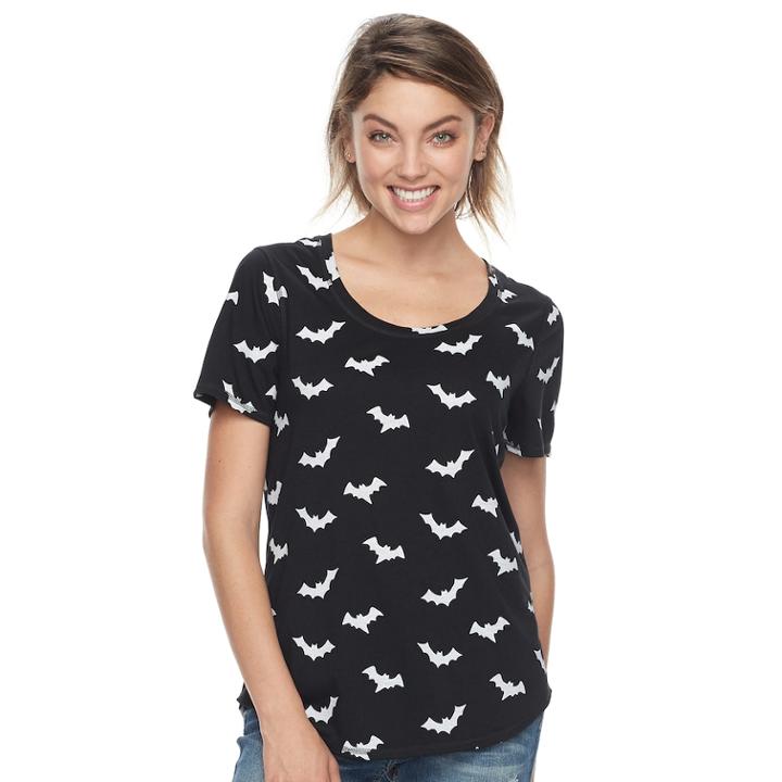Juniors' Hi-lo Bat Print Graphic Tee, Teens, Size: Large, White Oth