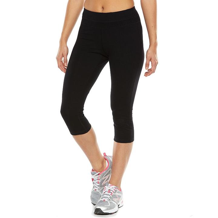 Women's Tek Gear&reg; Core Lifestyle Capri Yoga Leggings, Size: Small, Black