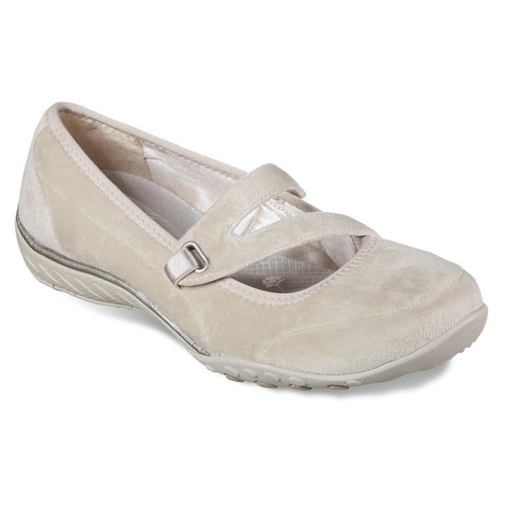 Skechers Relaxed Fit Breathe Easy Lavish Days Women's Shoes, Size: 9, White