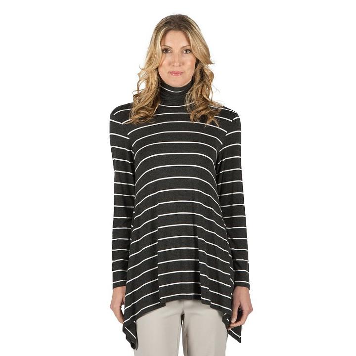 Women's Larry Levine Shark-bite Turtleneck, Size: Medium, Ovrfl Oth
