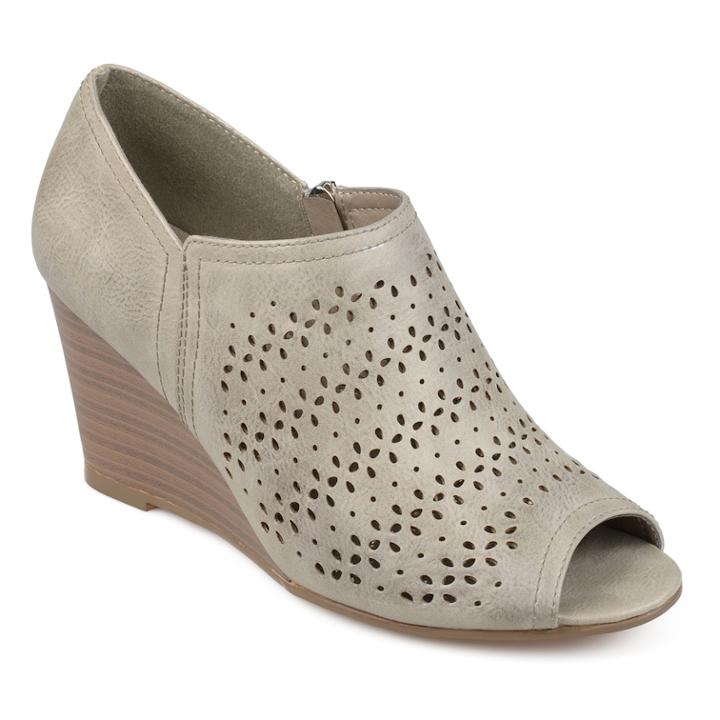 Journee Collection Britny Women's Wedges, Size: Medium (8.5), Lt Beige
