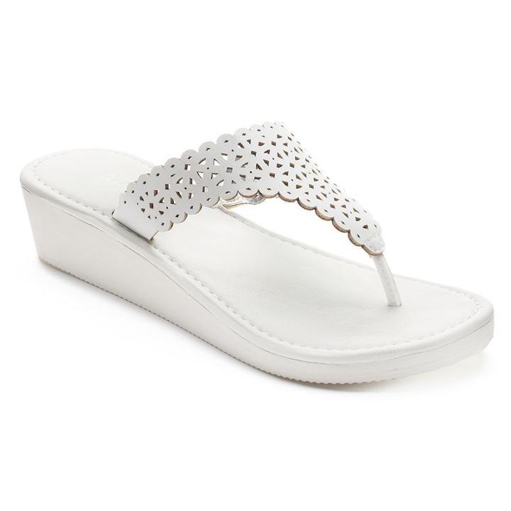 Apt. 9&reg; Women's Chop Out Wedge Flip-flops, Size: Medium, White