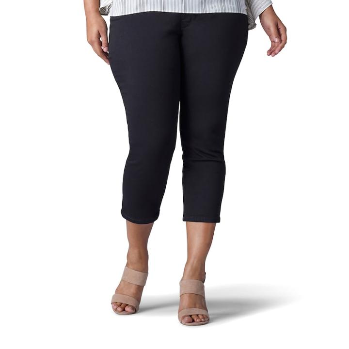 Plus Size Lee Pull-on Slimming Capri Jeans, Women's, Size: 18 W, Black