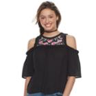 Juniors' Liberty Love Embroidered Cold Shoulder Top, Teens, Size: Small, Black