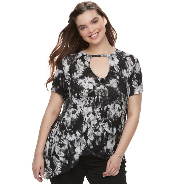 Juniors' Plus Size Mudd&reg; Keyhole Asymmetrical Top, Teens, Size: 3xl, Black
