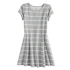 Girls 7-16 So&reg; Short Sleeve Princess Seam Skater Dress, Size: Xxl/16, Med Grey