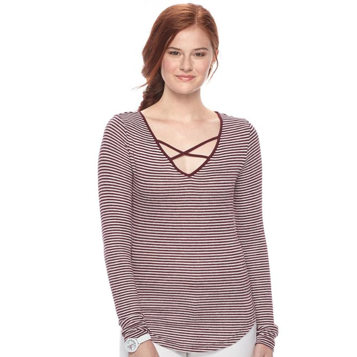 Juniors' So&reg; Cross Front Top, Teens, Size: Xs, Red
