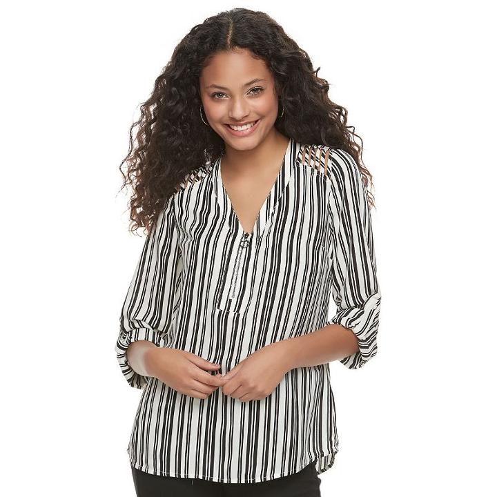 Juniors' Candie's&reg; Strappy Shoulder Long Sleeve Top, Girl's, Size: Medium, White
