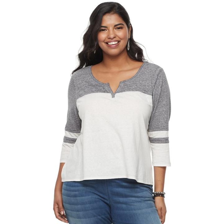 Juniors' Plus Size So&reg; Varsity Tee, Teens, Size: 2xl, White