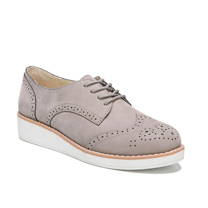 Fergalicious Everest Women's Wingtip Sneakers, Size: 8, Grey