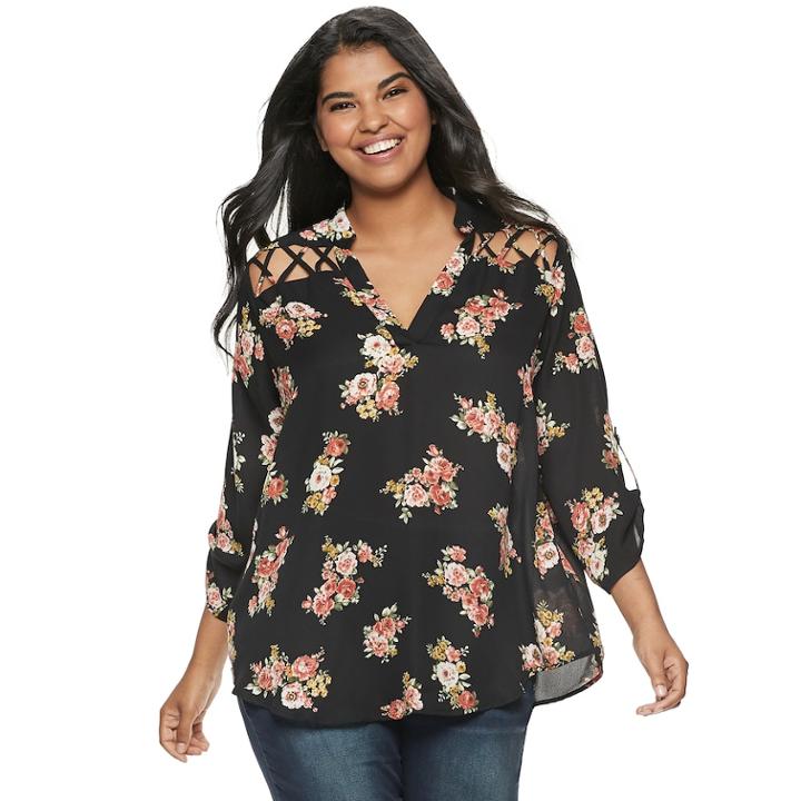 Juniors' Plus Size Liberty Love Floral Lattice Popover Top, Teens, Size: 1xl, Black