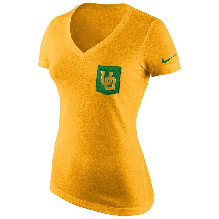 Women's Nike Oregon Ducks Logo Pocket Tee, Size: Small, Gold
