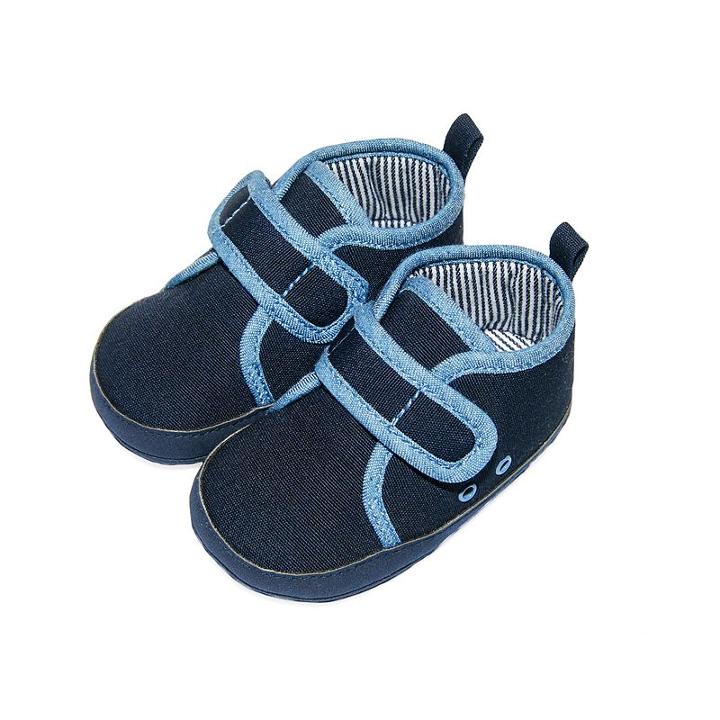 Baby Boy Oshkosh B'gosh&reg; Chambray Crib Shoes, Size: Newborn, Dark Blue