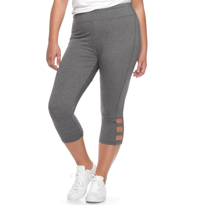 Juniors' Plus Size So&reg; Cutout Yoga Capri Leggings, Teens, Size: 1xl, Dark Grey