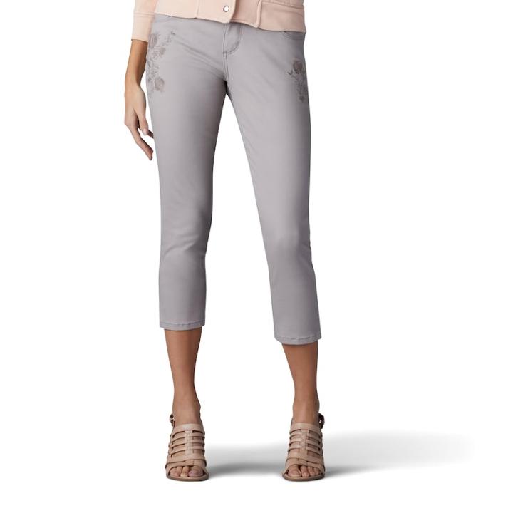 Women's Lee Arleigh Comfort Waist Embroidered Capris, Size: 18 Avg/reg, Light Grey