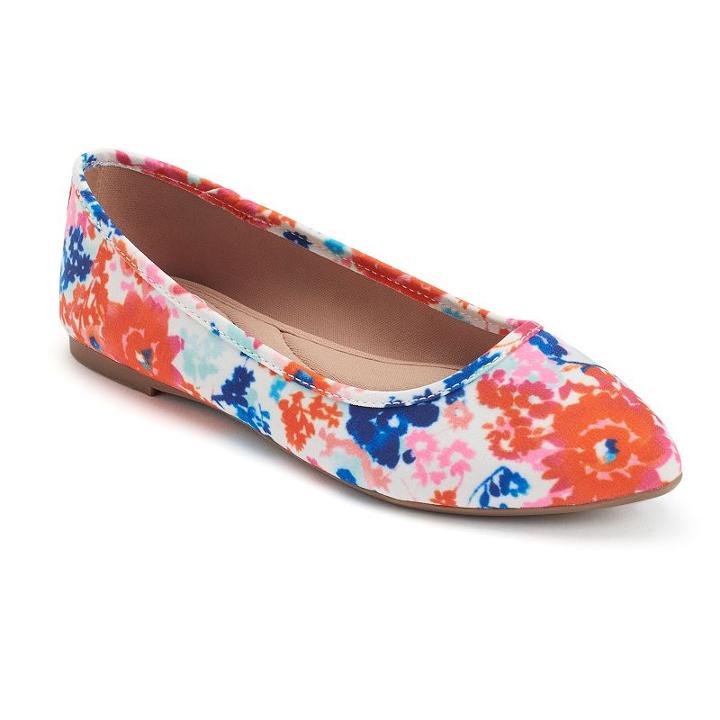 So&reg; Hitide Women's Pointed Toe Flats, Size: Medium (7.5), White