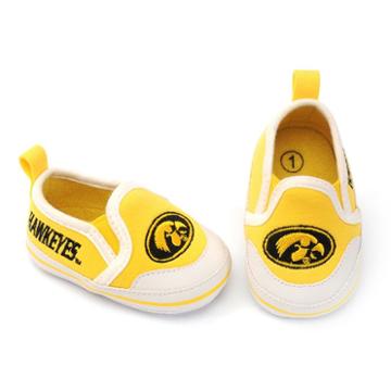 Baby Iowa Hawkeyes Crib Shoes, Infant Unisex, Size: 6-9 Months, Yellow