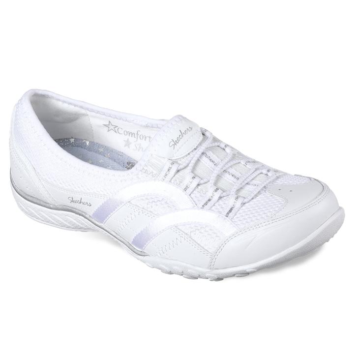 Skechers Relaxed Fit Breathe Easy Well Versed Women's Shoes, Size: 7.5, White