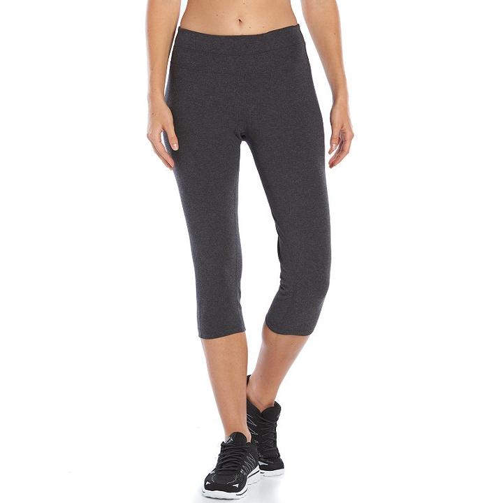 Women's Tek Gear&reg; Core Lifestyle Capri Yoga Leggings, Size: Large, Dark Grey