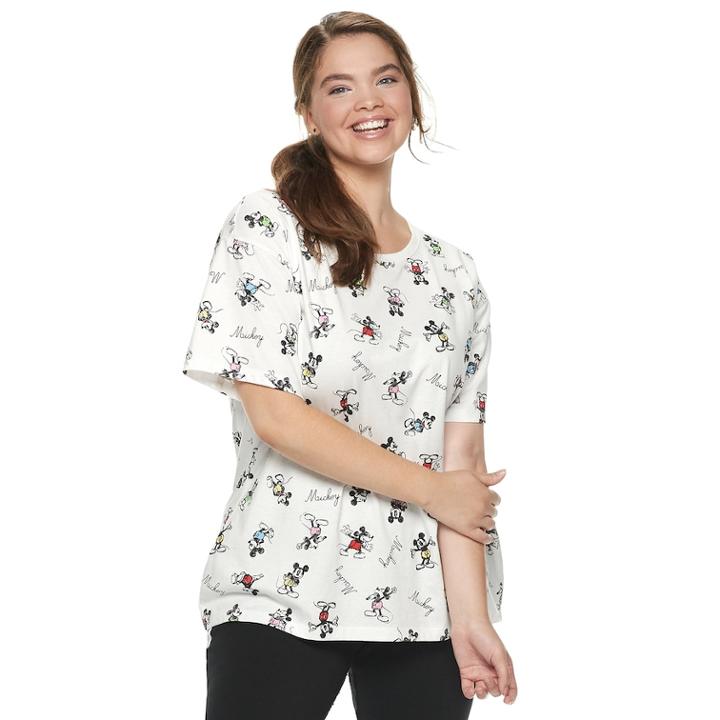 Disney's Mickey Mouse 90th Anniversary Juniors' Plus Size Mickey Tee, Teens, Size: 1xl, White