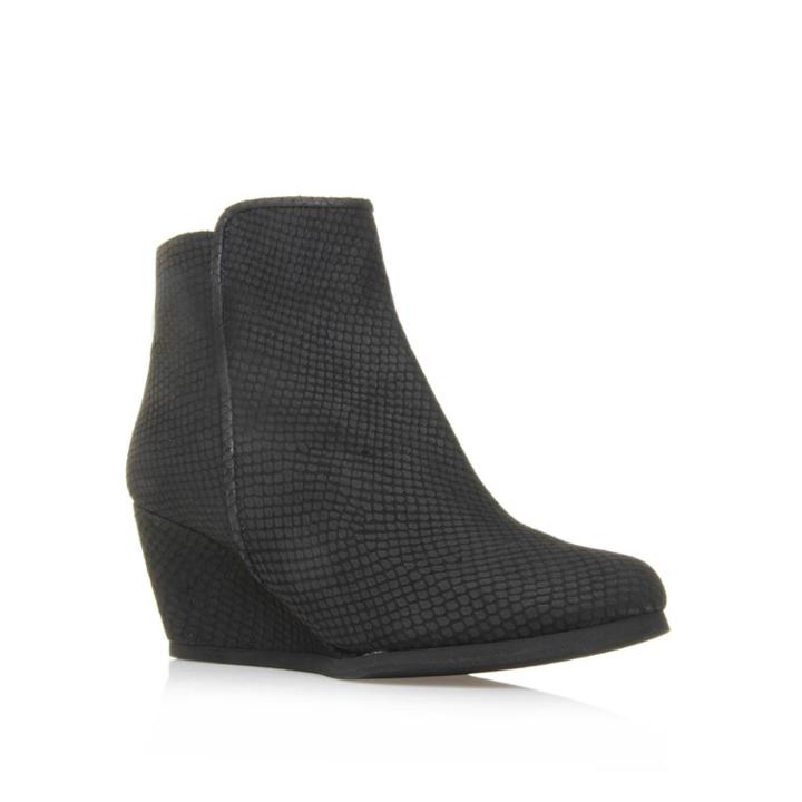 Carvela Kurt Geiger Saddle