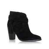 Vince Camuto Fianna