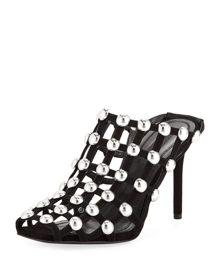 Tina Studded