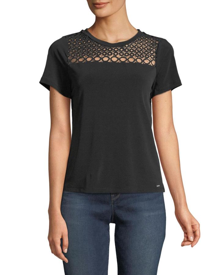 Circle-lace Yoke Short-sleeve Tee
