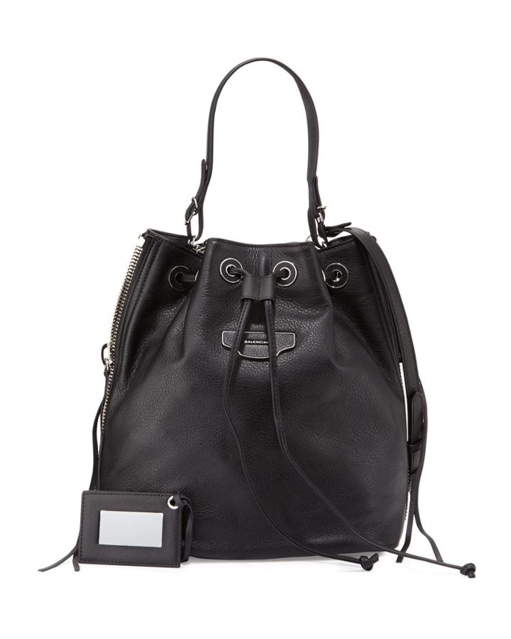 Papier Plate Side-zip Bucket Bag
