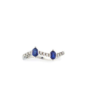 18k White Gold, Diamond & Sapphire Ring,
