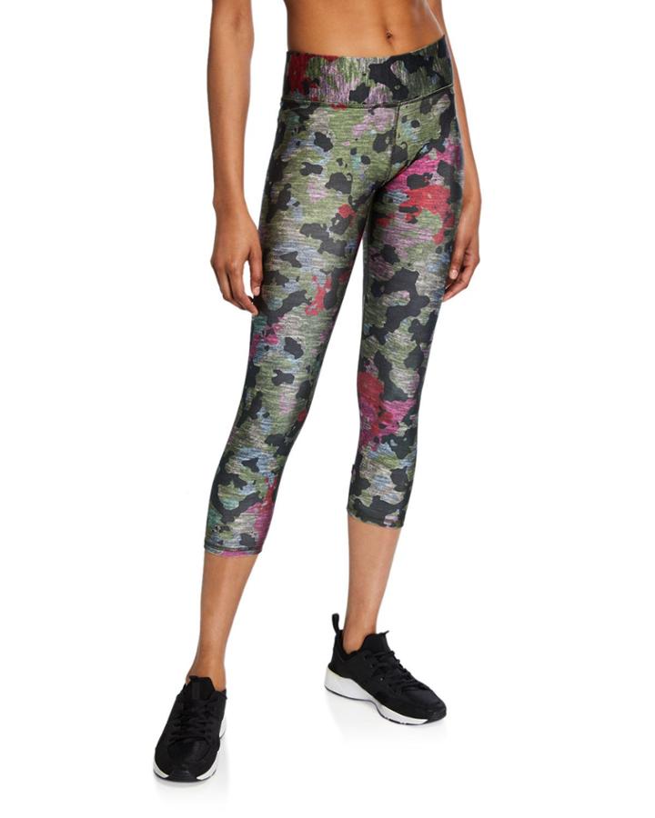 Camo-print Performance Capri