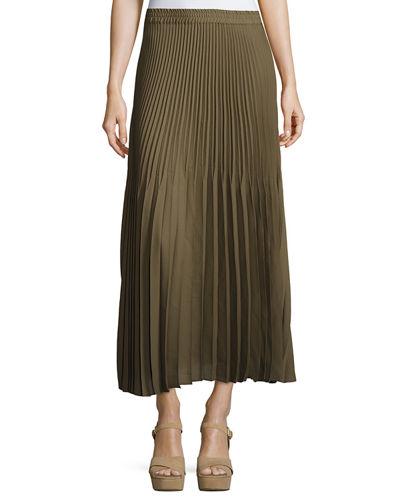 Accordion-pleated