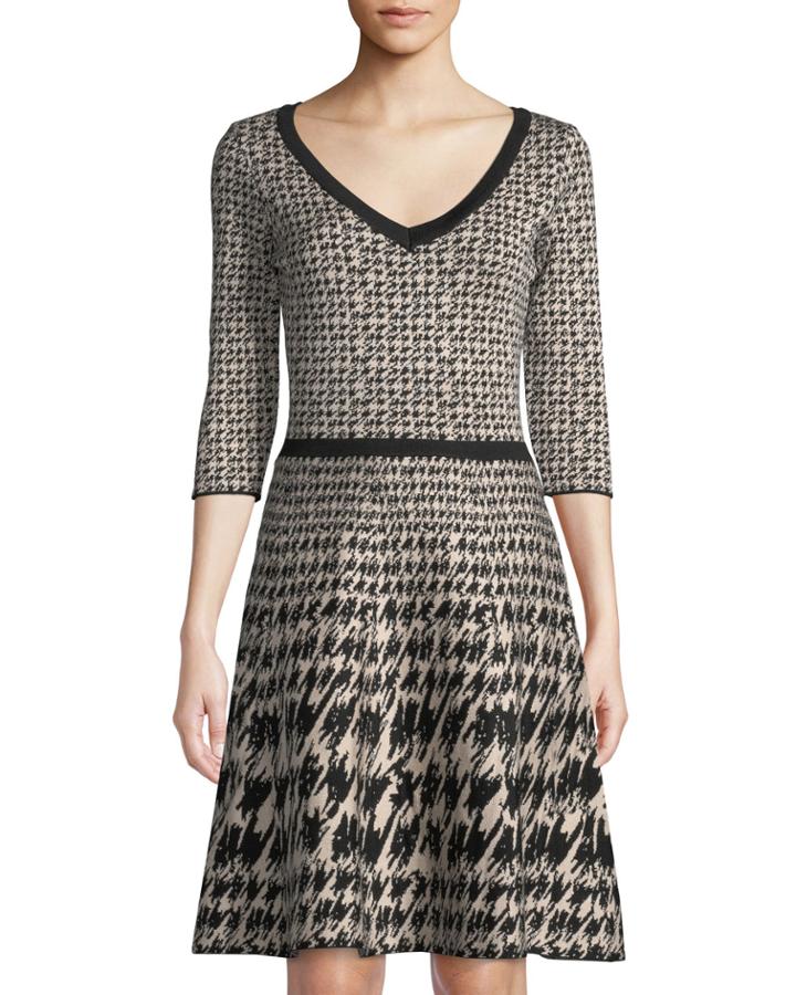 V-neck Houndstooth