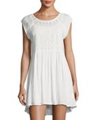 Eyelet-trim