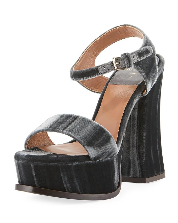 Perla Velvet Platform