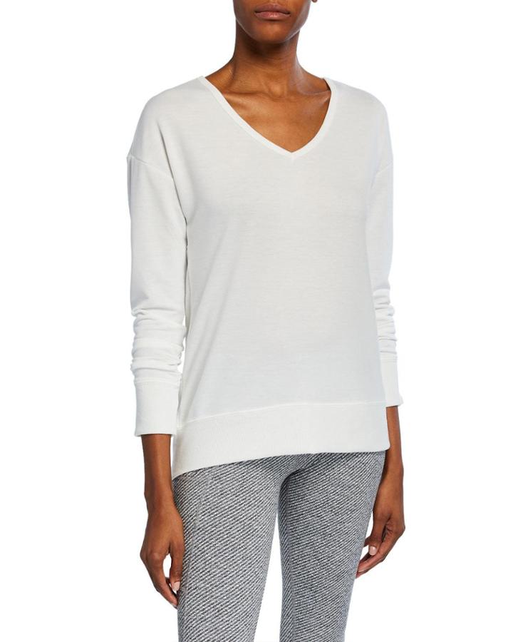 Karolina V-neck Long-sleeve Pullover