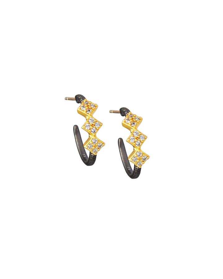 Kite-station Huggie Hoop Earrings