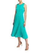Pleated Lattice Shoulder