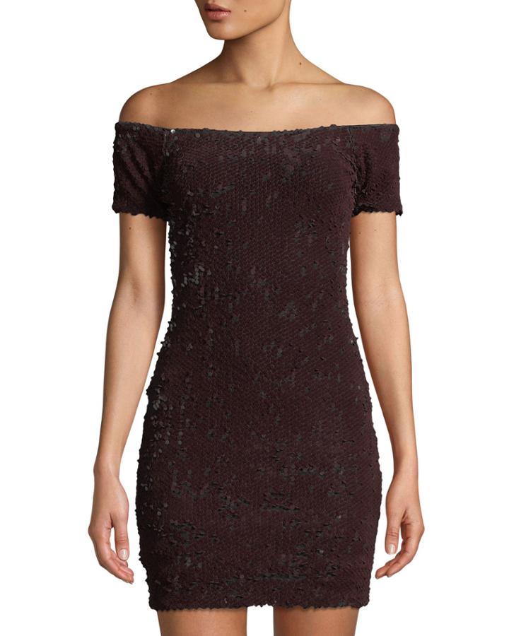 Larisssa Off-the-shoulder
