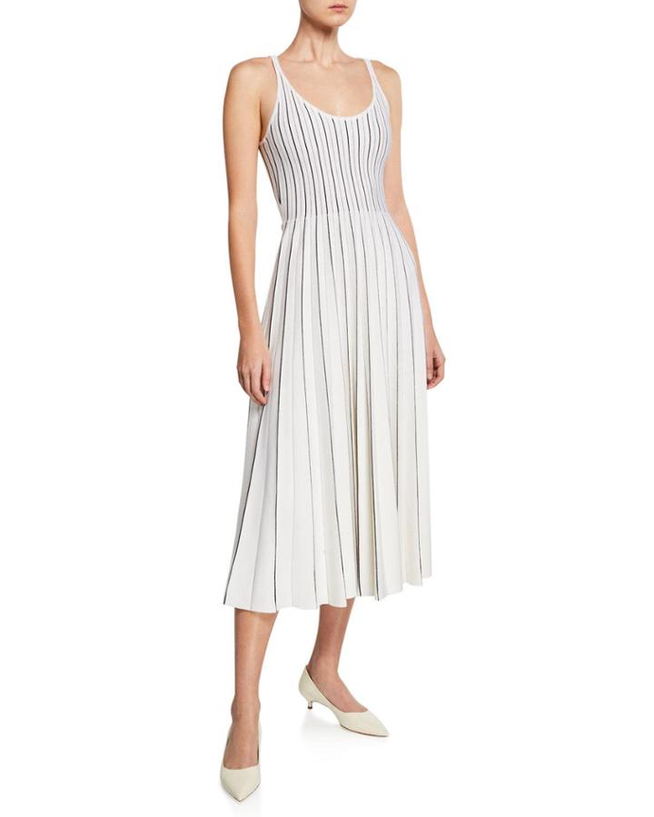 Zeleia Sleeveless Bicolor Pleated