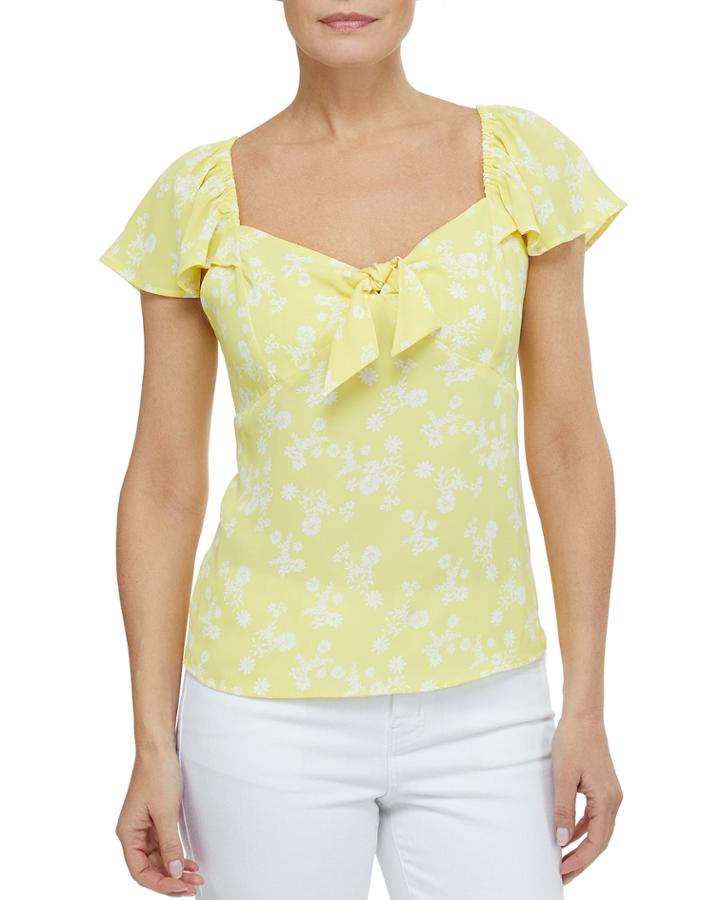 Flutter-sleeve Blouse