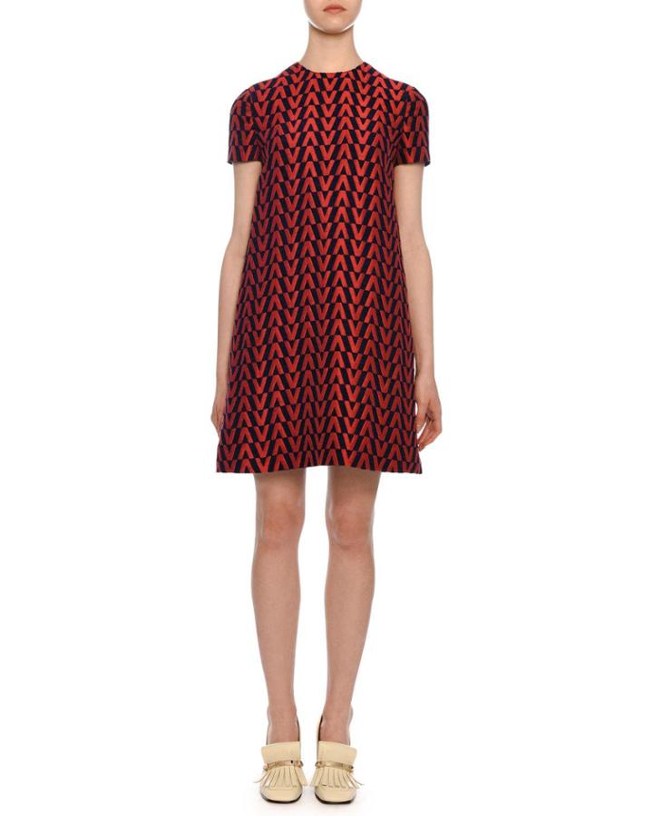 Short-sleeve Allover V-brocade