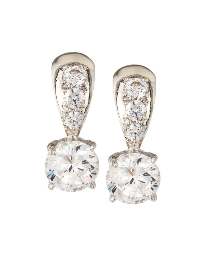 Tapred. Solitaire. Earring