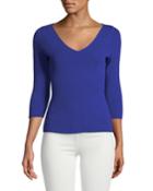 Claire 3/4-sleeve V-neck