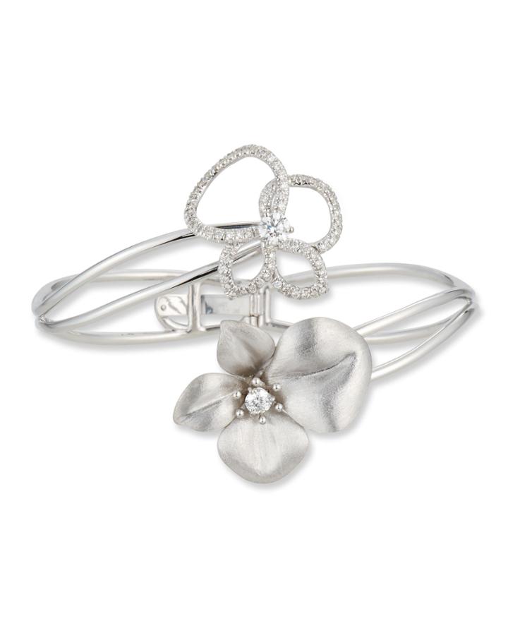 18k White Gold Double-flower Bangle