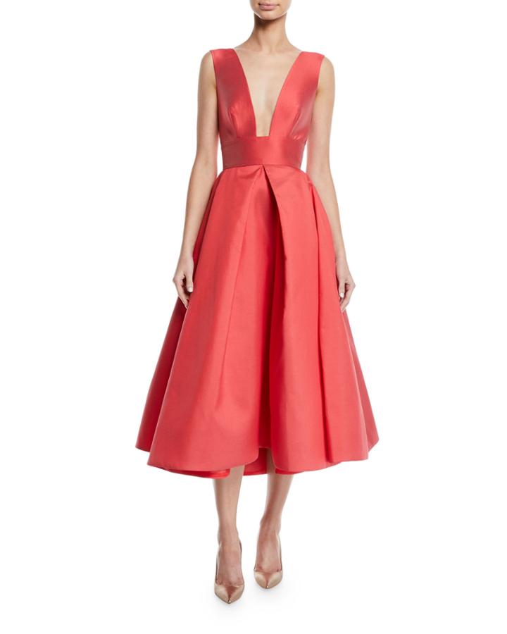 Deep V-neck Sleeveless