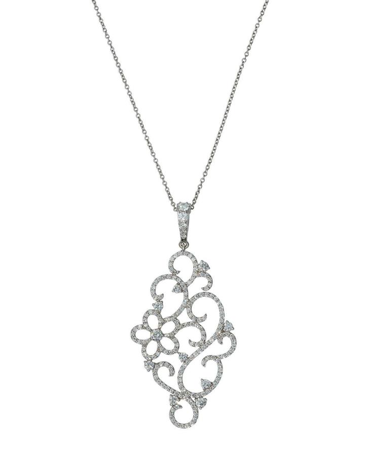 18k White Gold Curvy Diamond Flower Pendant Necklace