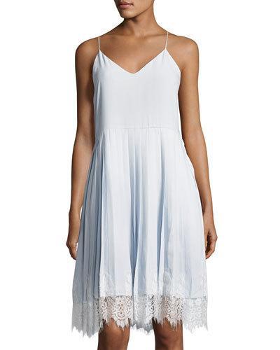 Sleeveless Pleated Dress W/lace,
