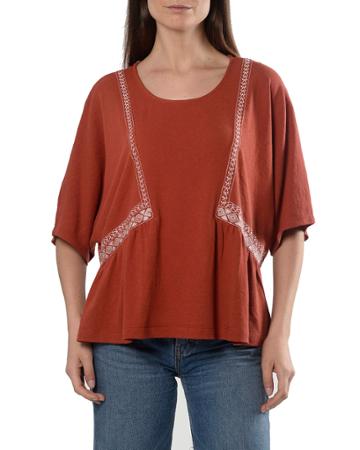 Embroidered Short-sleeve Top